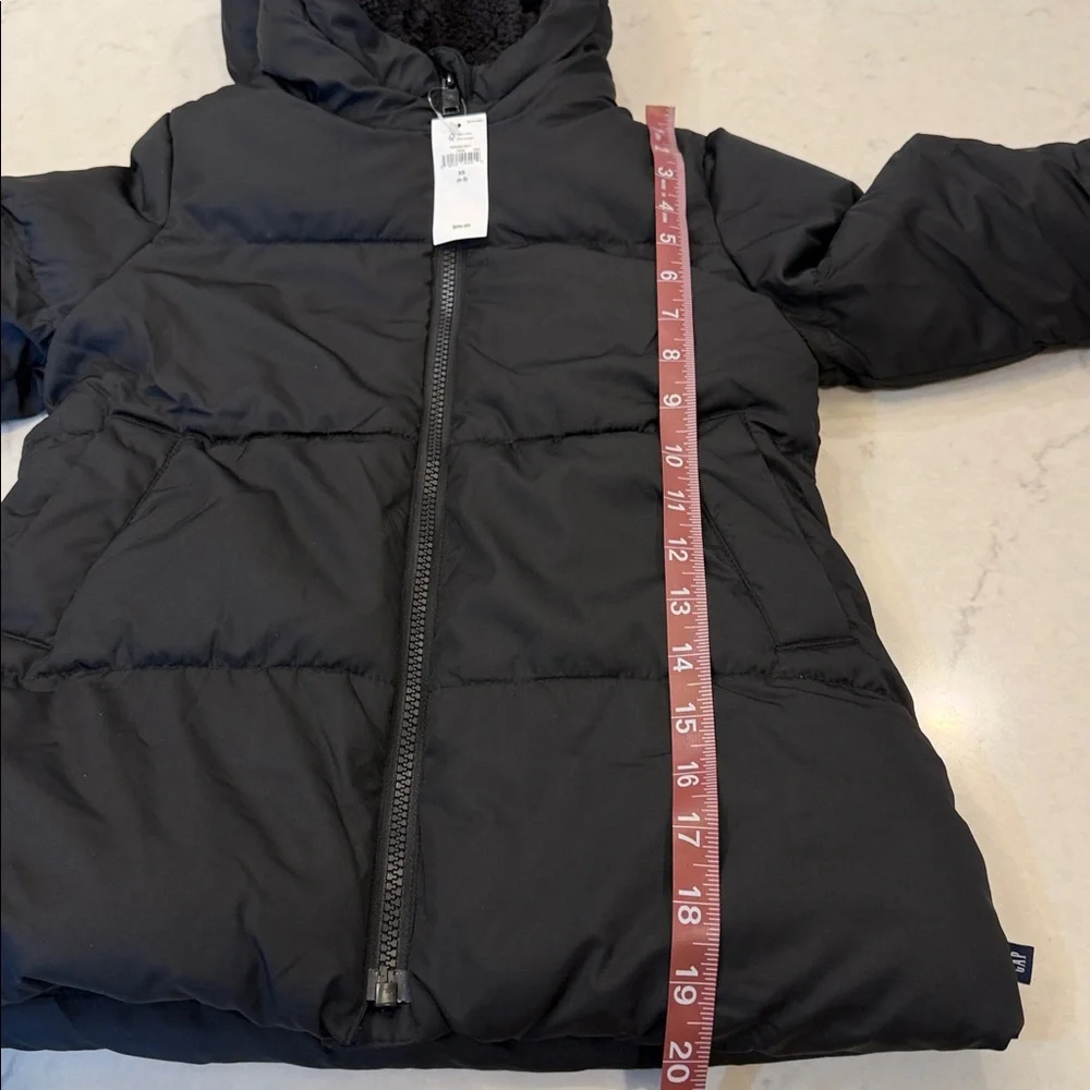 Gap NWT Puffer Jacket Size 4/5‎